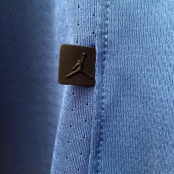 NIKE | Jordan Jersey - Picture 4 of 7